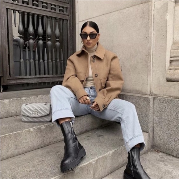 Zara Leather Ankle Boots with Lug Soles - Picture 5 of 16